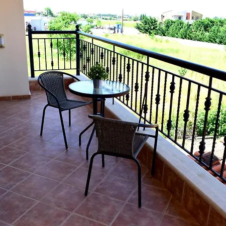Olivelias Air Appartamento Neon Rysion